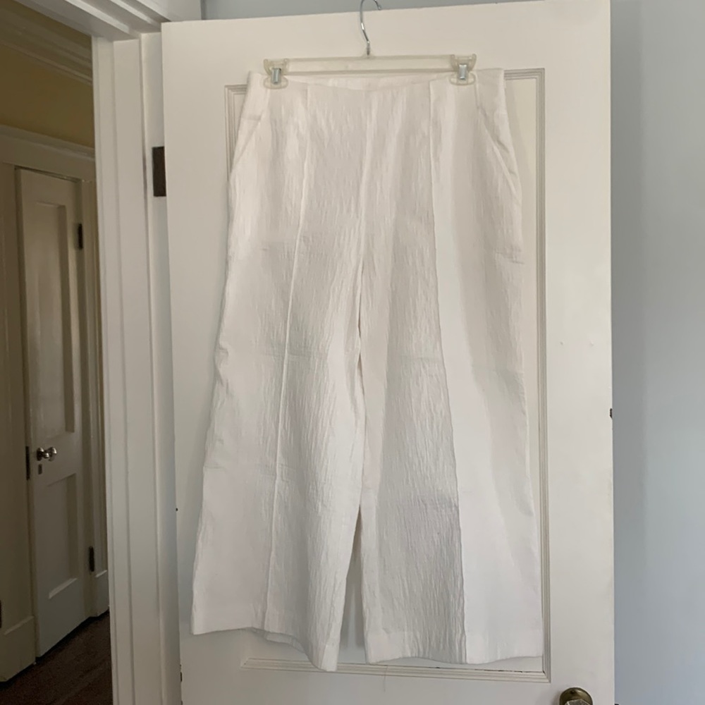 Mauve by Anthropologie - creamy white cropped pants - Size 14